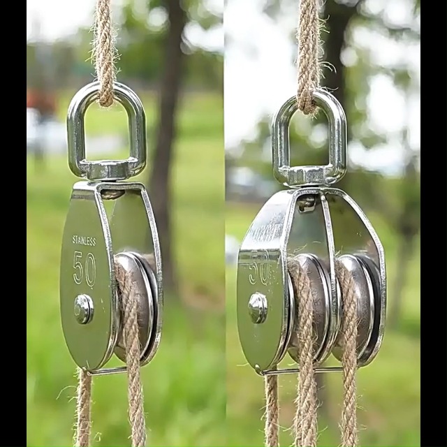 大きな滑車　アンティーク　強力　ローププーリー　元々茅葺き屋根の2階に設置 大きな滑車 アンティーク 強力 ローププーリー 元々茅葺き屋根の